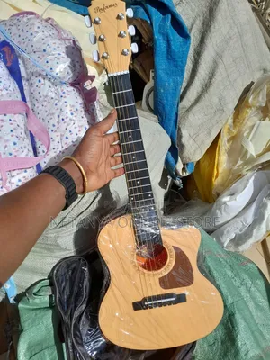 Kids Guitar.