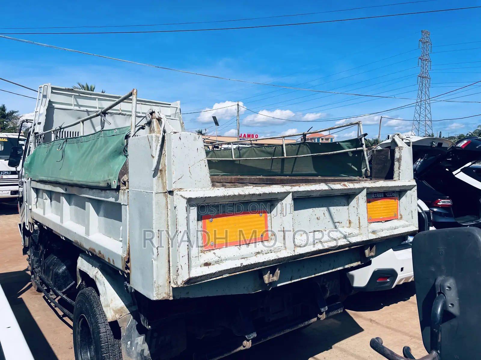 Hino Dumper Double Lights
