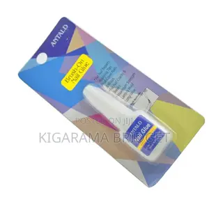 Brush on Nail Glue