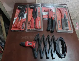 Hand Rivet Guns