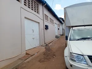 Warehouse on Rent