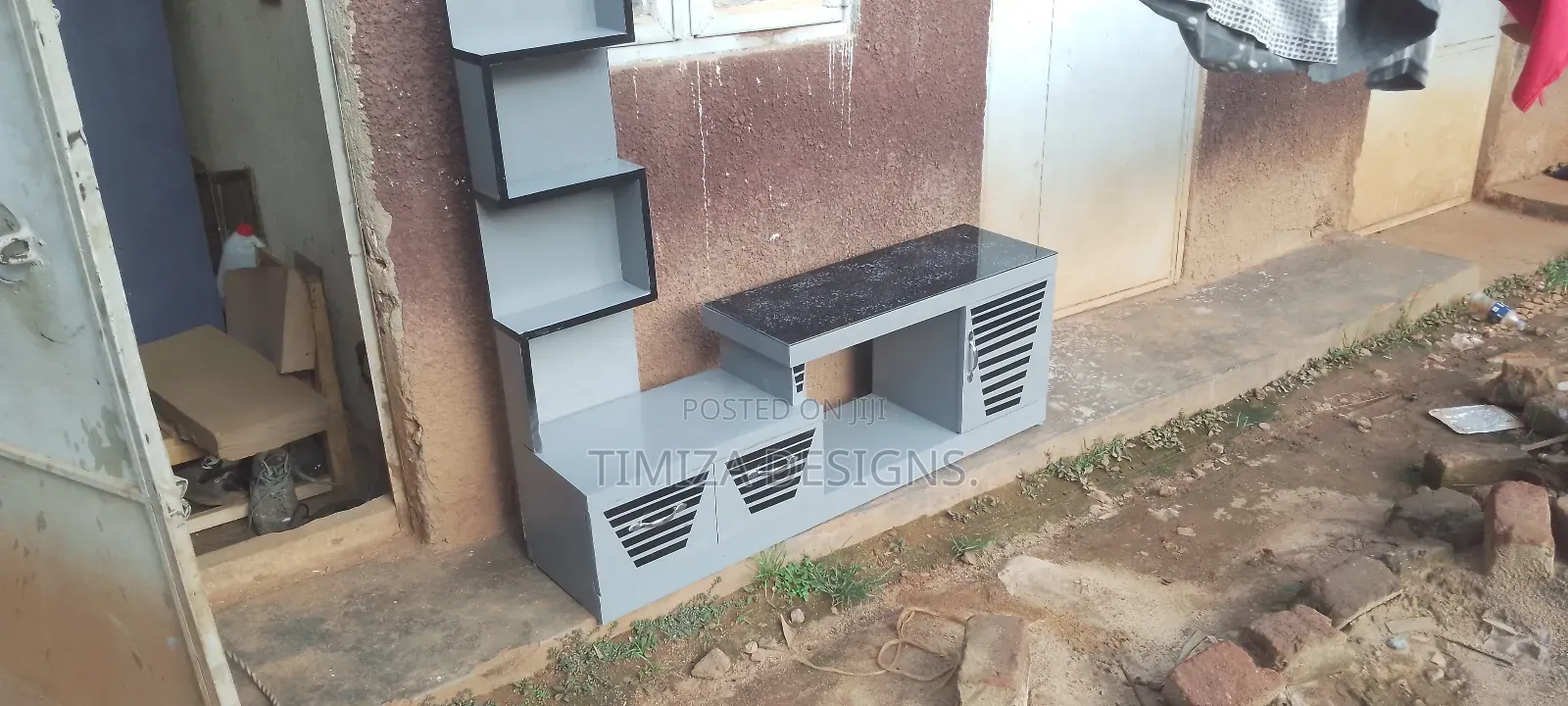 TMZ Gray Tv-Stand