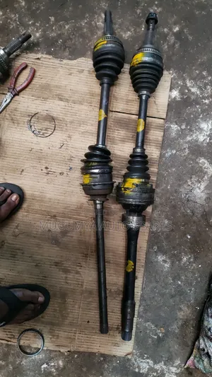 Harrier Old Model Front Driving Shafts