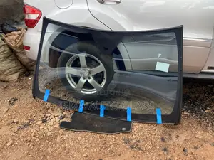 Benz Phomatic Windscreen Glass