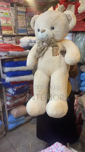 1 Metre Teddy Bear - Cream