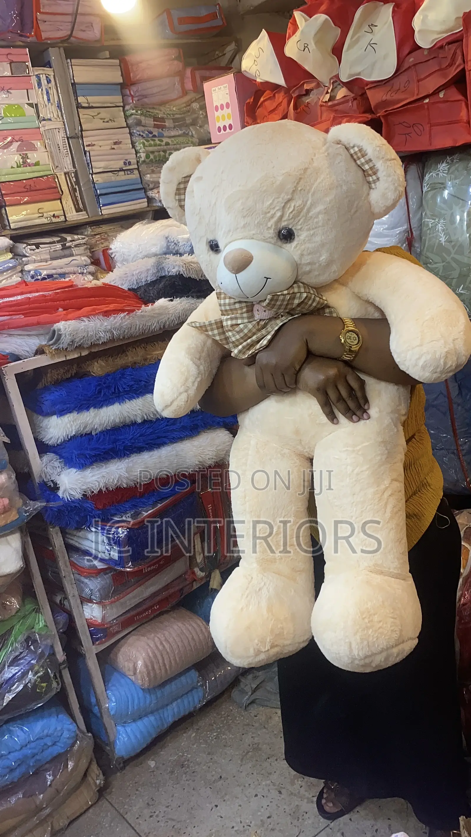 1 Metre Teddy Bear - Cream