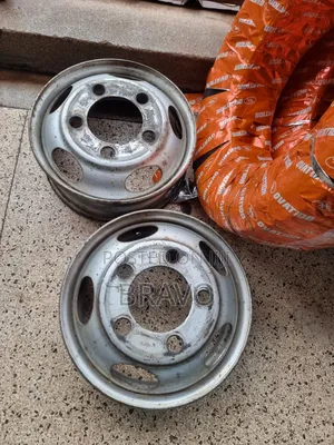 Rims Size 17.5 Japan .