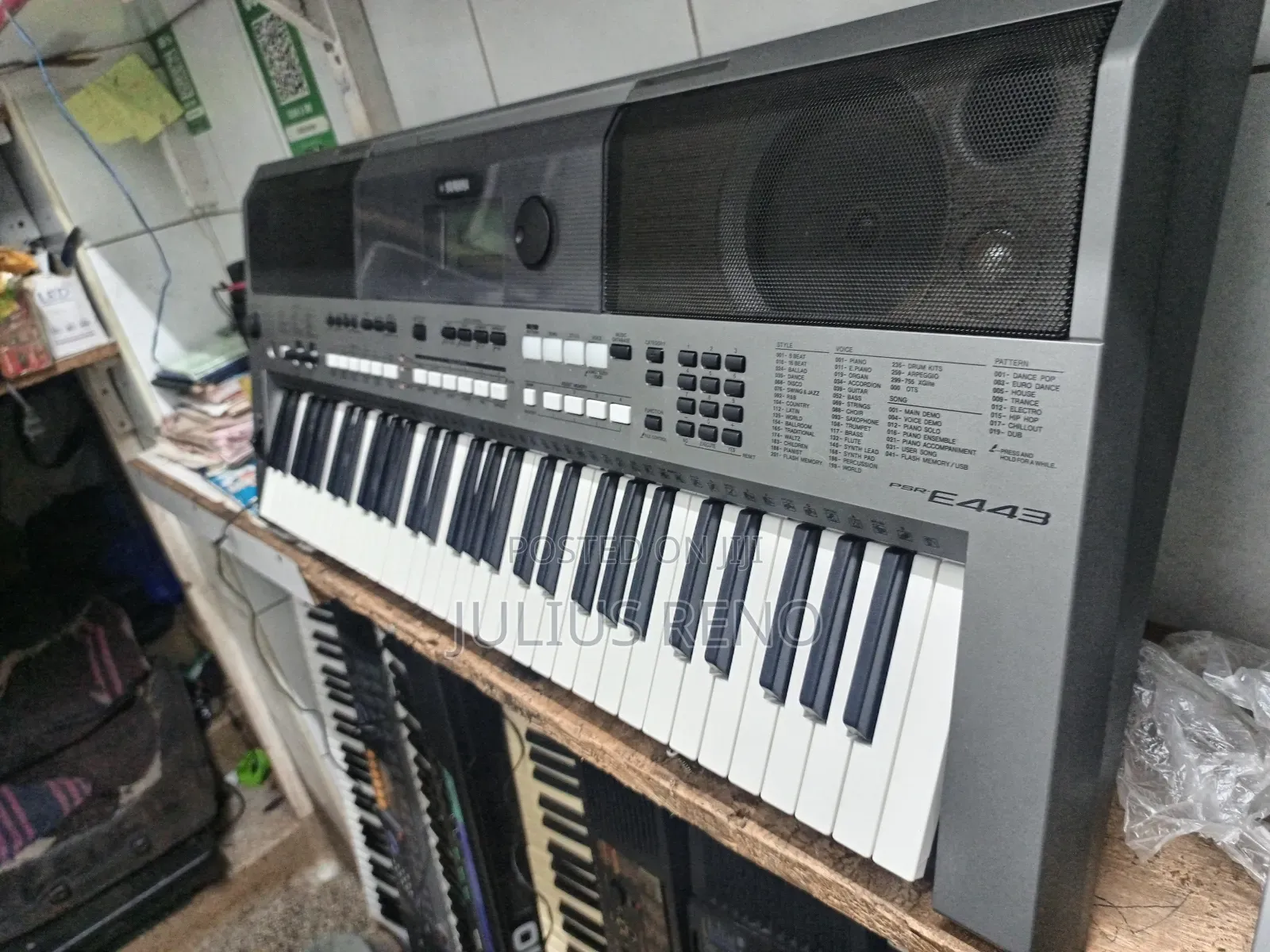 Yamaha Psre 443