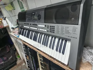 Yamaha Psre 443