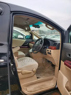 Toyota Alphard 2010 Black