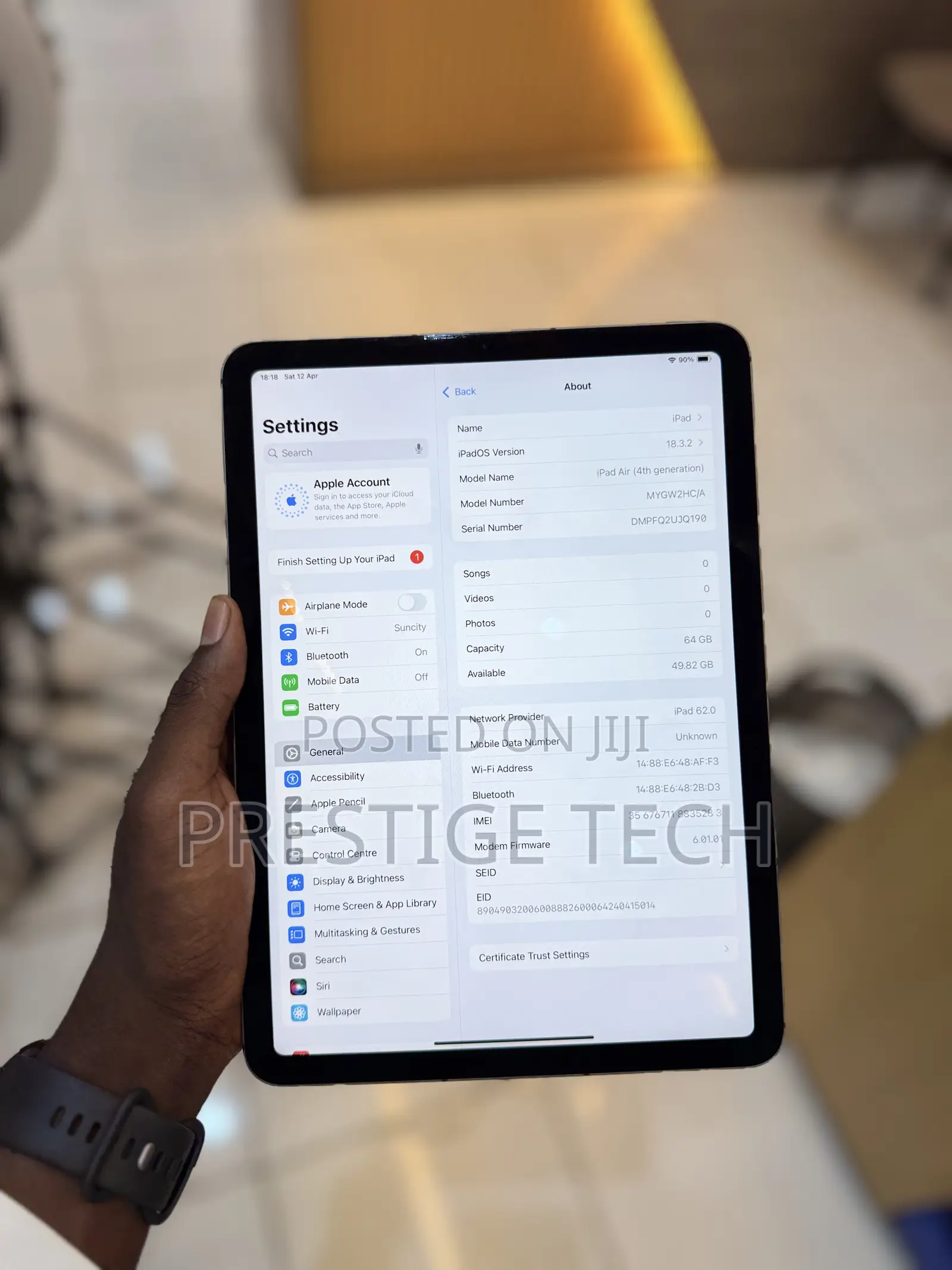 Apple iPad Air (2020) 64 GB Gray