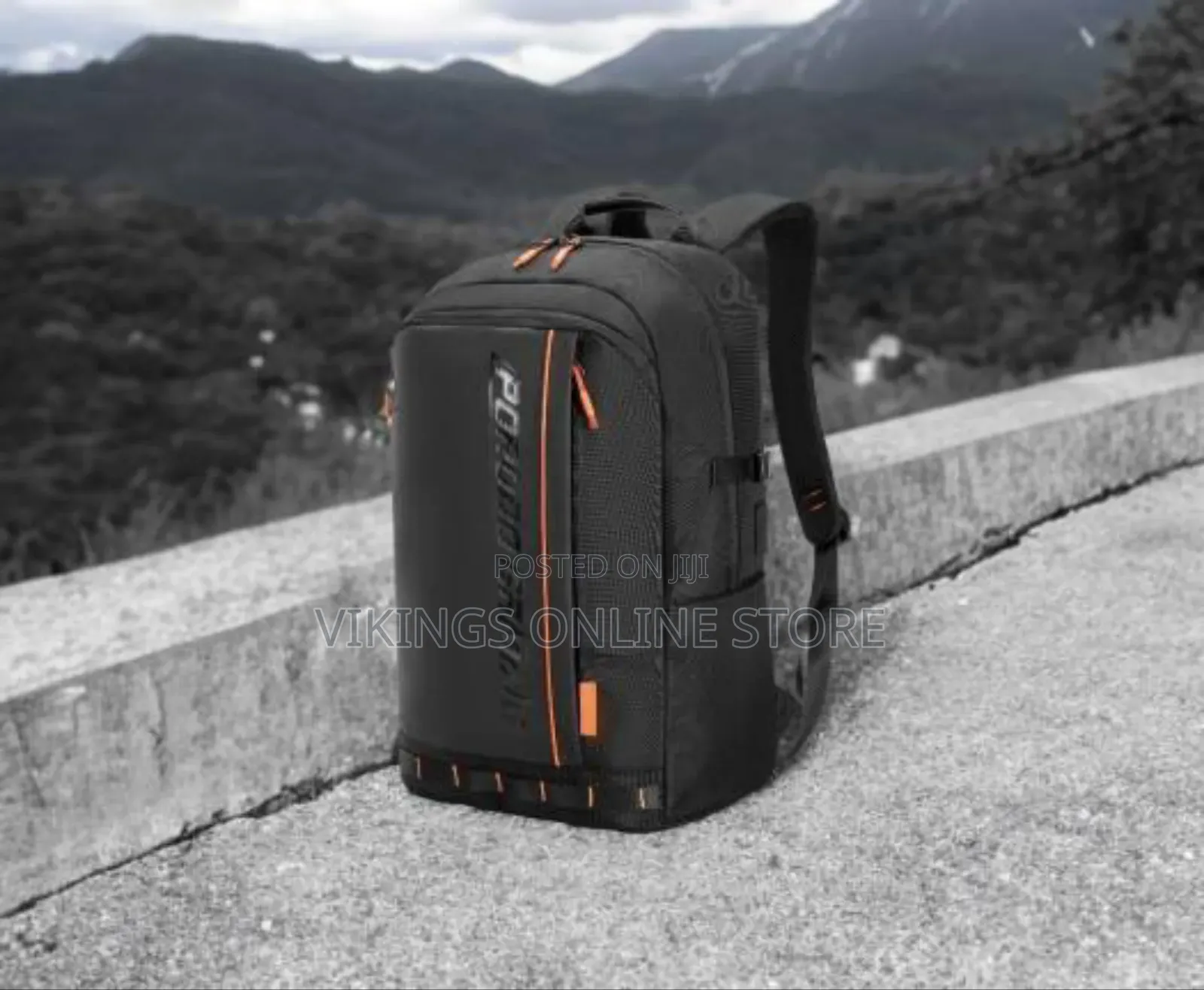 Porodo Gaming Water-Resistant Pu Laptop Backpack