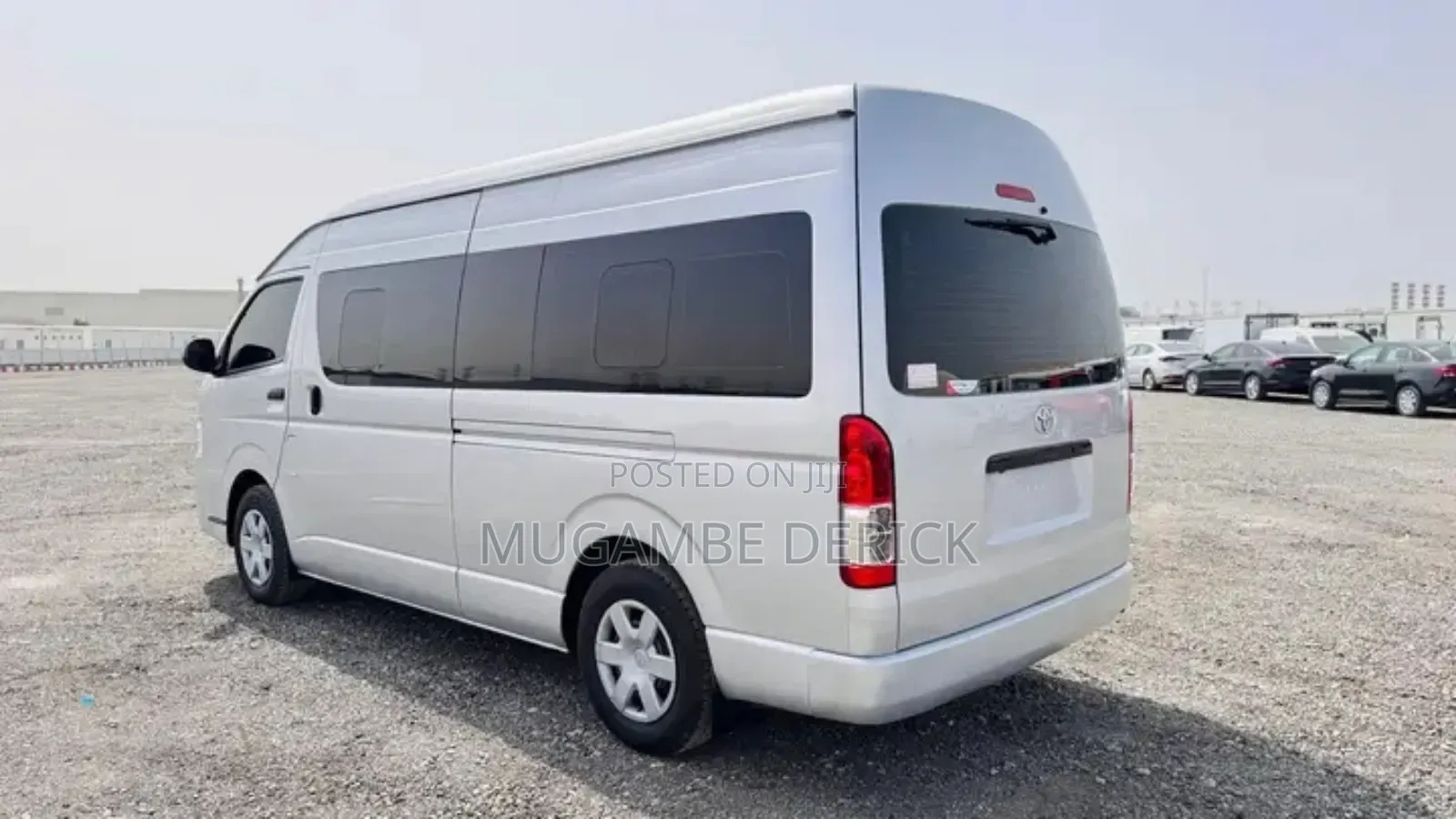 Toyota HiAce 2017 White