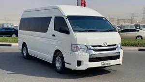 Toyota HiAce 2015 White