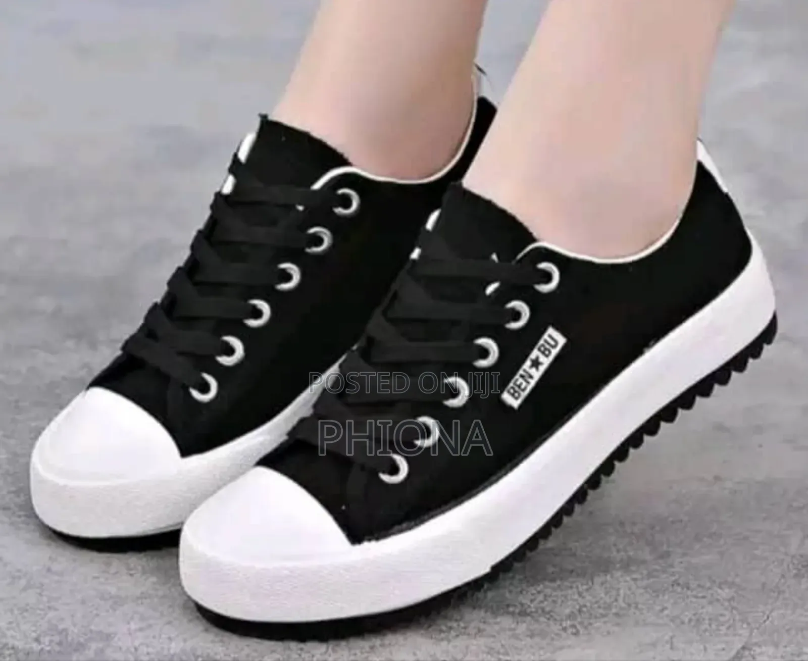 Ladies Unique Canvas Shoes