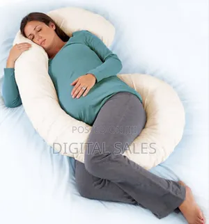 Maternity Pillow -Cream.