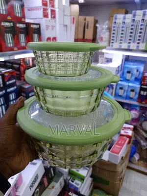3 Pieces of Round Acrylic Containers for Food Storage