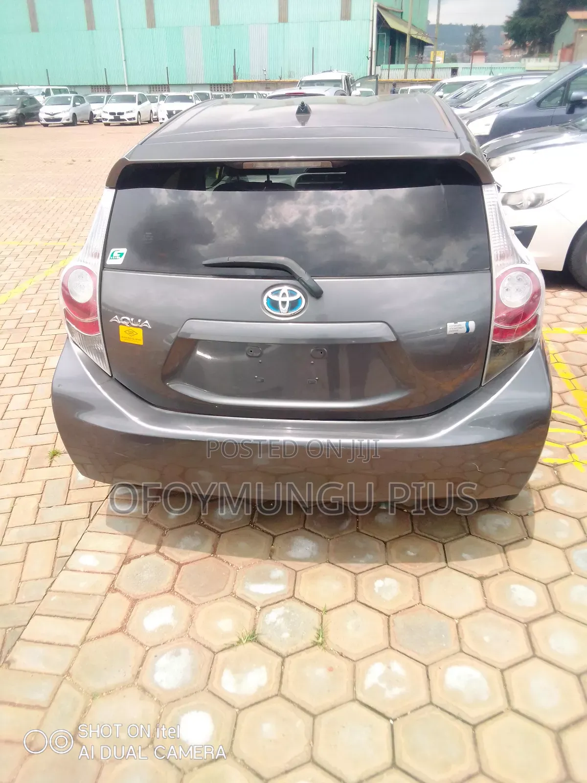 Toyota Aqua 2012 Gray