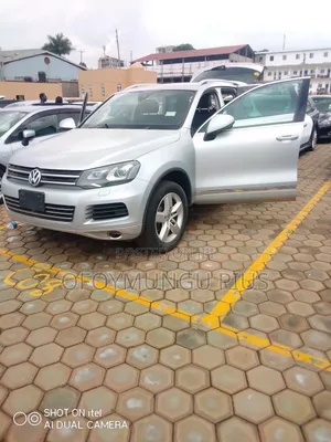 Volkswagen Touareg 2013 Silver
