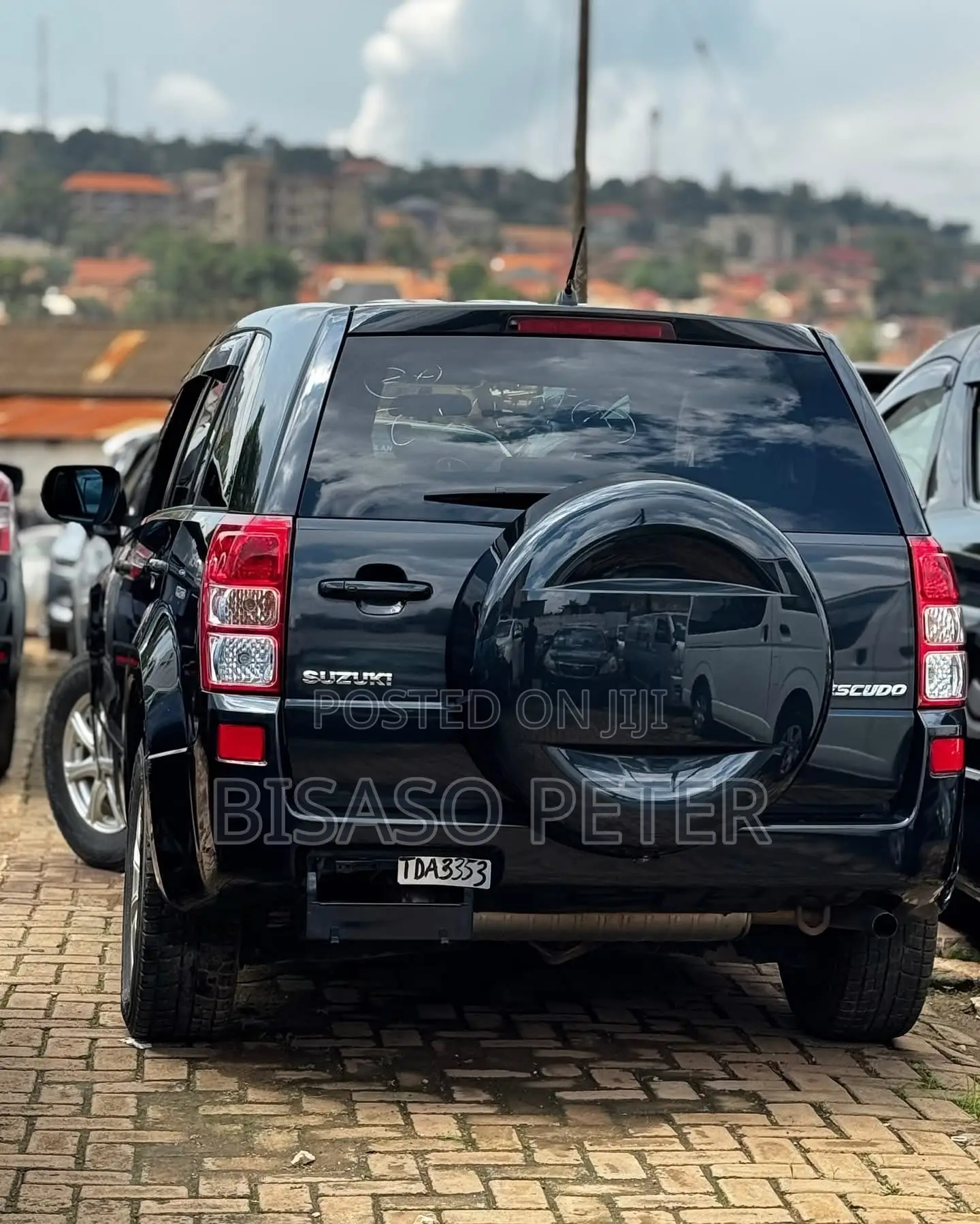 Suzuki Escudo 2012 Black