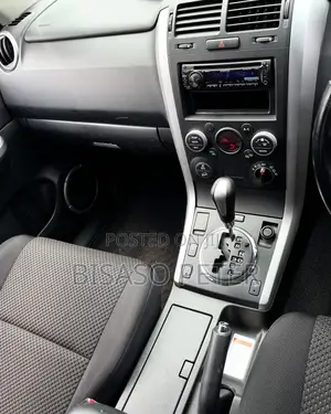 Suzuki Escudo 2012 Black