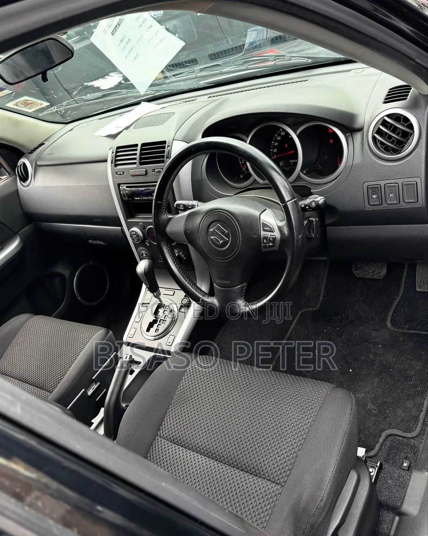 Suzuki Escudo 2012 Black