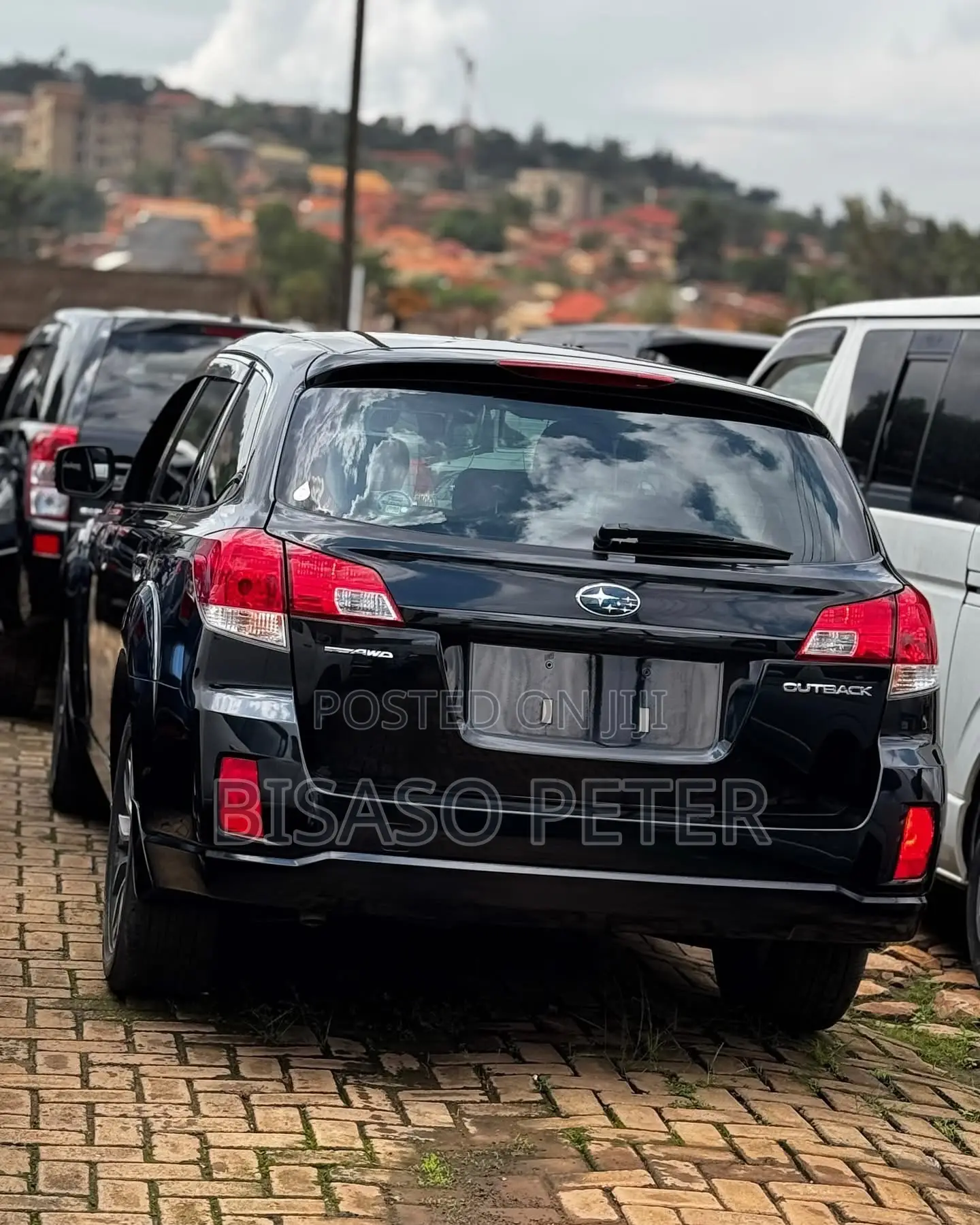 Subaru Outback 2.5i Limited 2012 Black