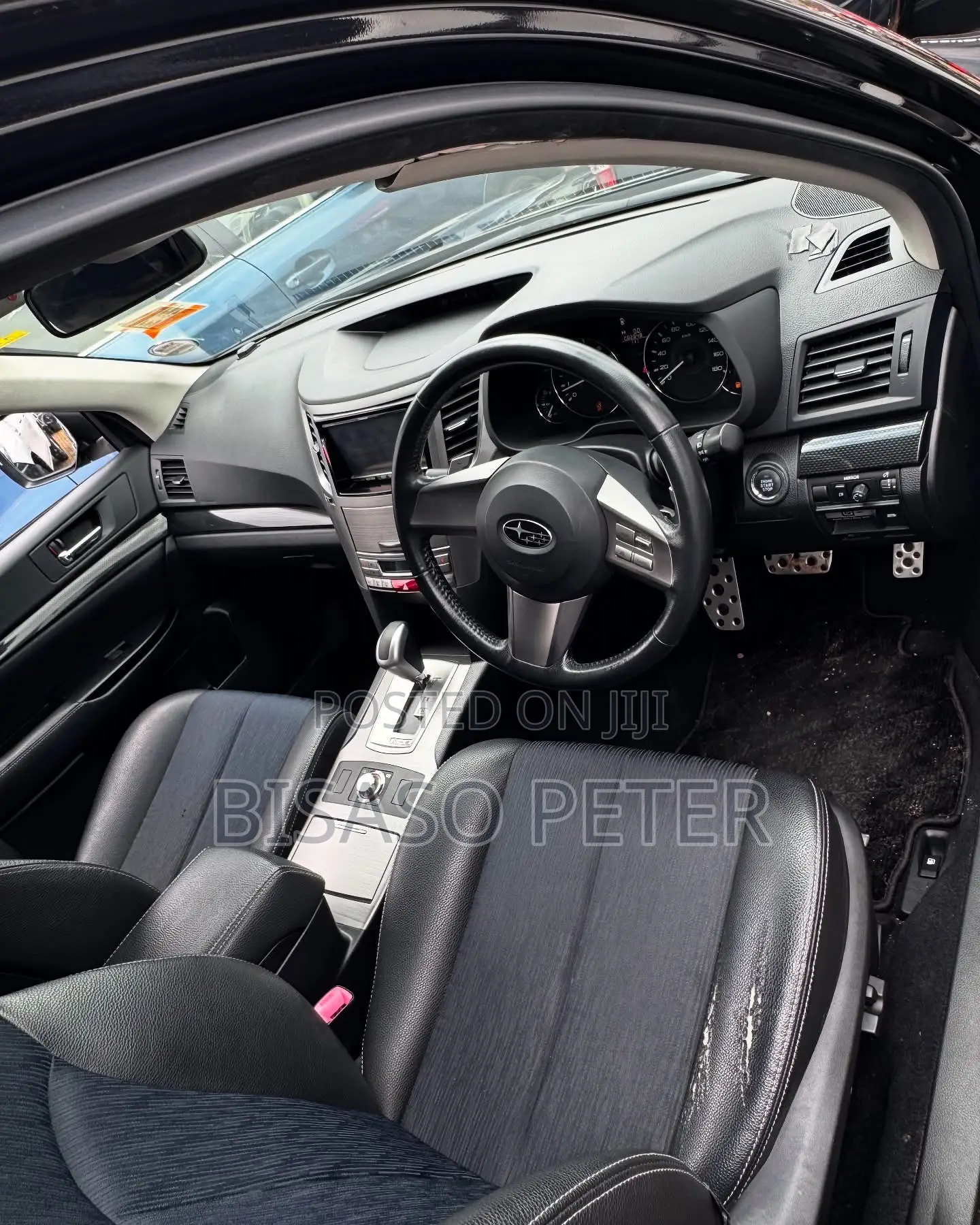 Subaru Outback 2.5i Limited 2012 Black
