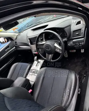 Subaru Outback 2.5i Limited 2012 Black