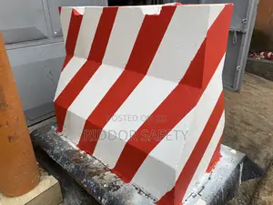 Jersey Barriers Rsi 409 / Road Barriers