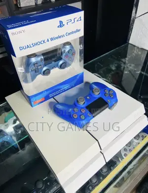 Chipped Ps4 Console.- With Free Games