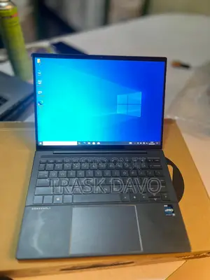 New Laptop HP Dragonfly G4 16GB Intel Core I7 SSD 512GB