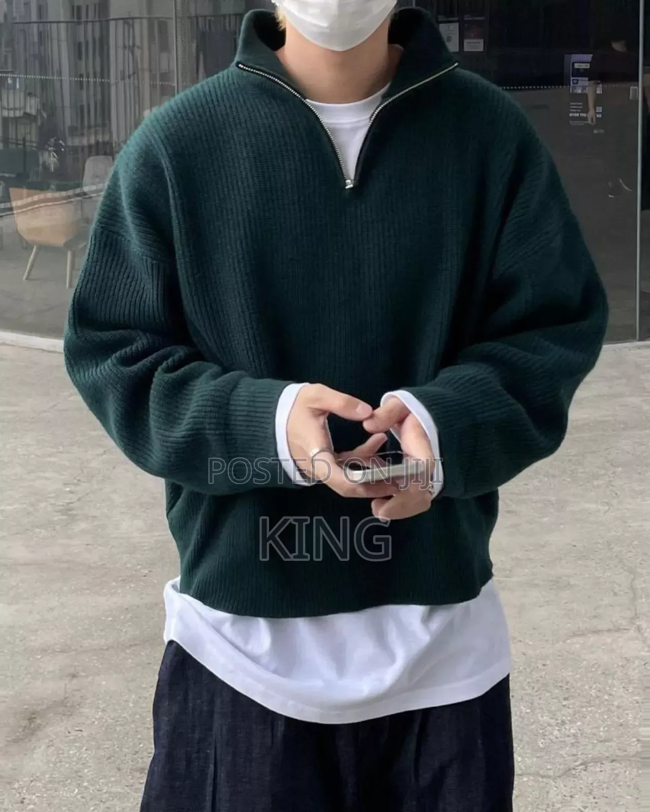 Kambo Short Zip Sweater