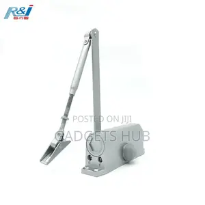 Heavy Duty
Door Closer