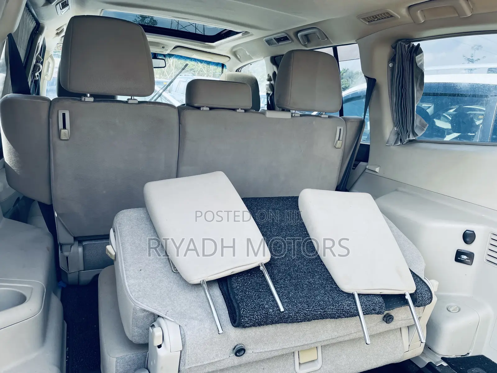 Mitsubishi Pajero 2012 White