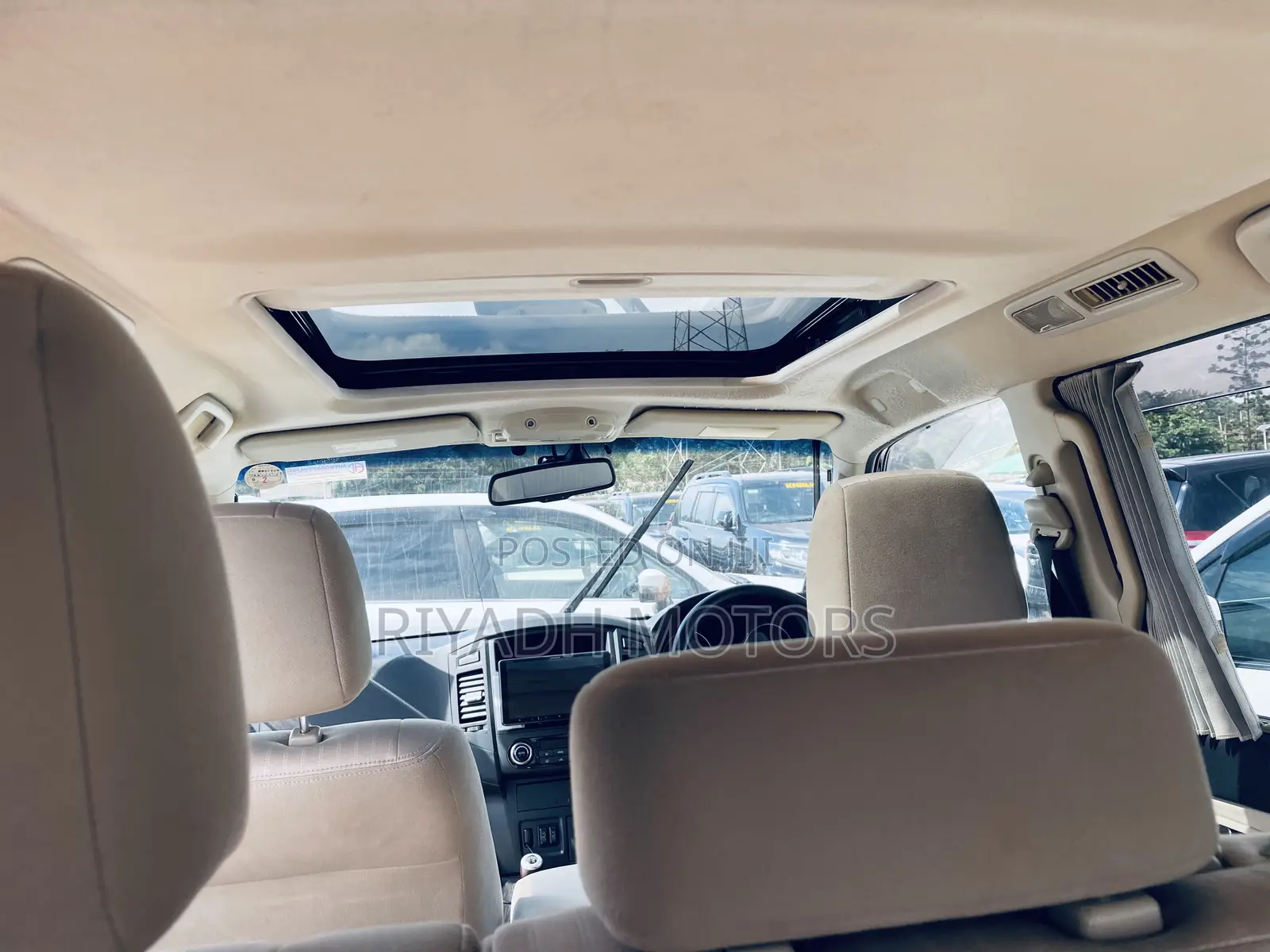 Mitsubishi Pajero 2012 White