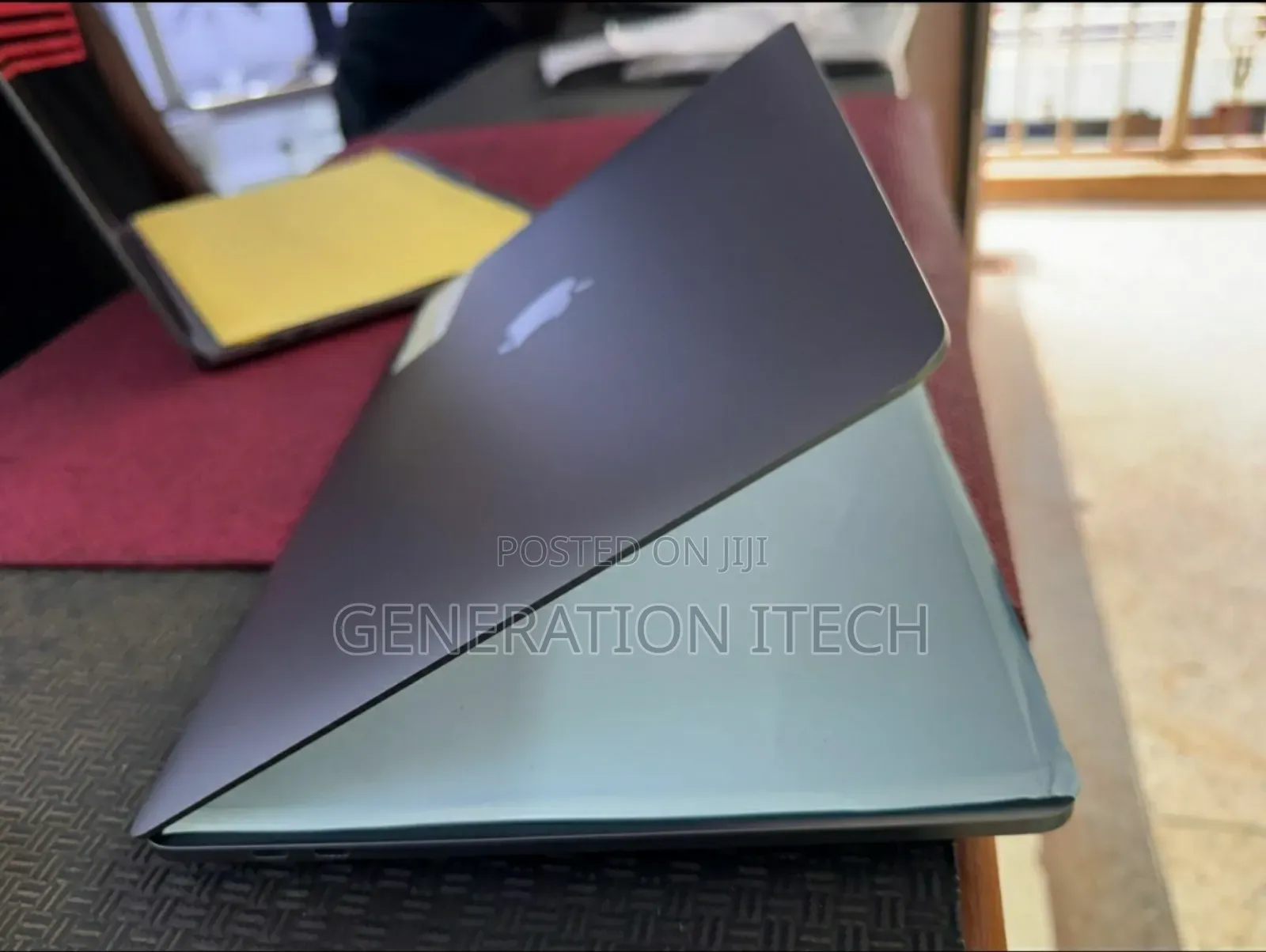 Laptop Apple MacBook Pro 2017 16GB Intel Core I7 SSD 512GB