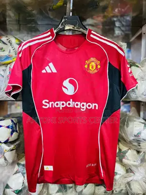 Manchester United 25-26