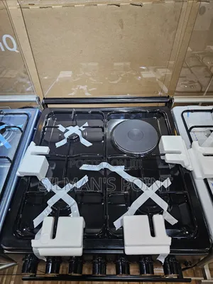 Pixel 50 by 50cm Black Gas Cooker