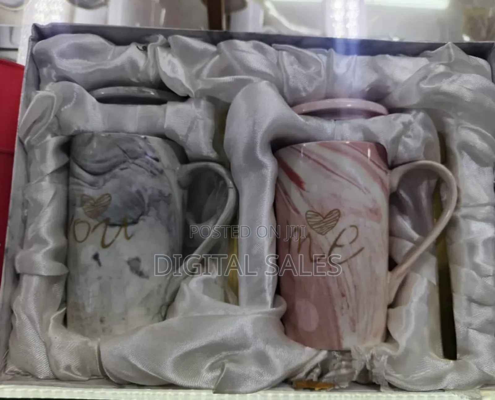 1pc Mr and Mrs Printed Ceramic Coffee Mug With Lid