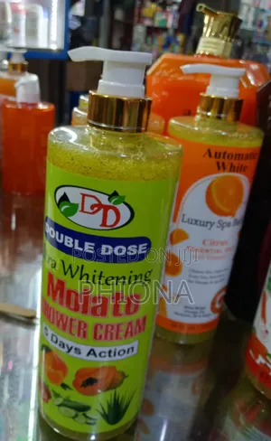 Double Dose Extra Whitening Molato Shower Cream