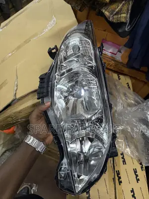 Corolla 2010 - 2013 Headlight