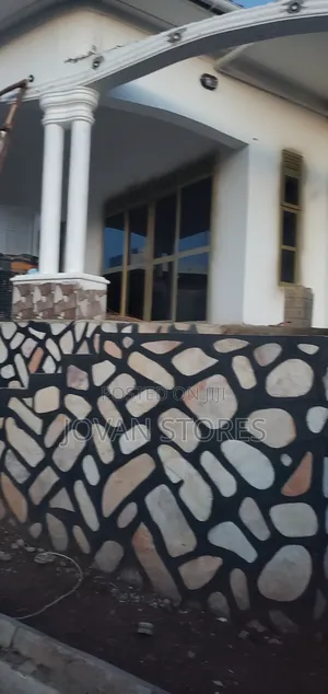 Glass Fixing Aluminium Works