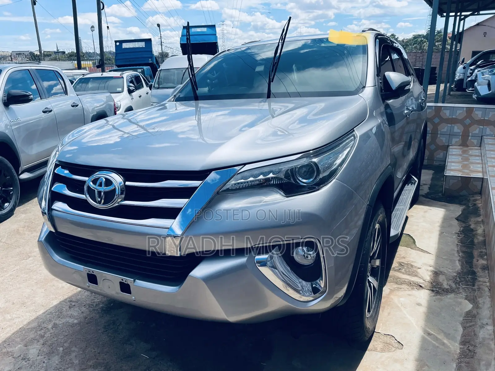 Toyota Fortuner 2016 Silver