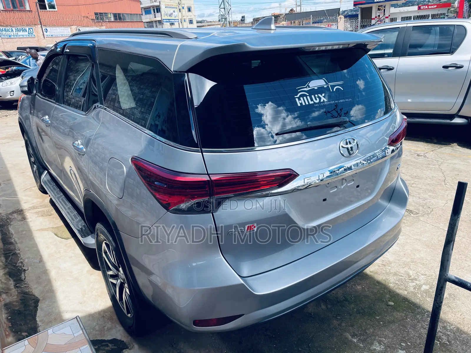 Toyota Fortuner 2016 Silver