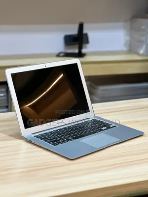 Laptop Apple MacBook Air 2014 8GB Intel Core I7 SSD 256GB