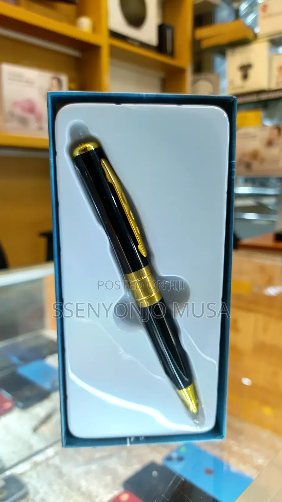 Perfect Spy Pen Camera-Wireless With 16gb Card Card Reader