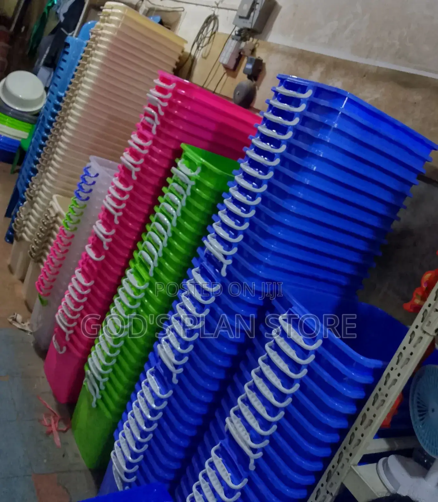 Plastic Storage Boxes Plastic Storage Boxes Tong