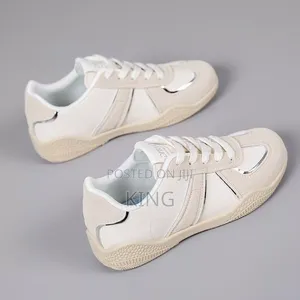 Valid Girlie Sneakers