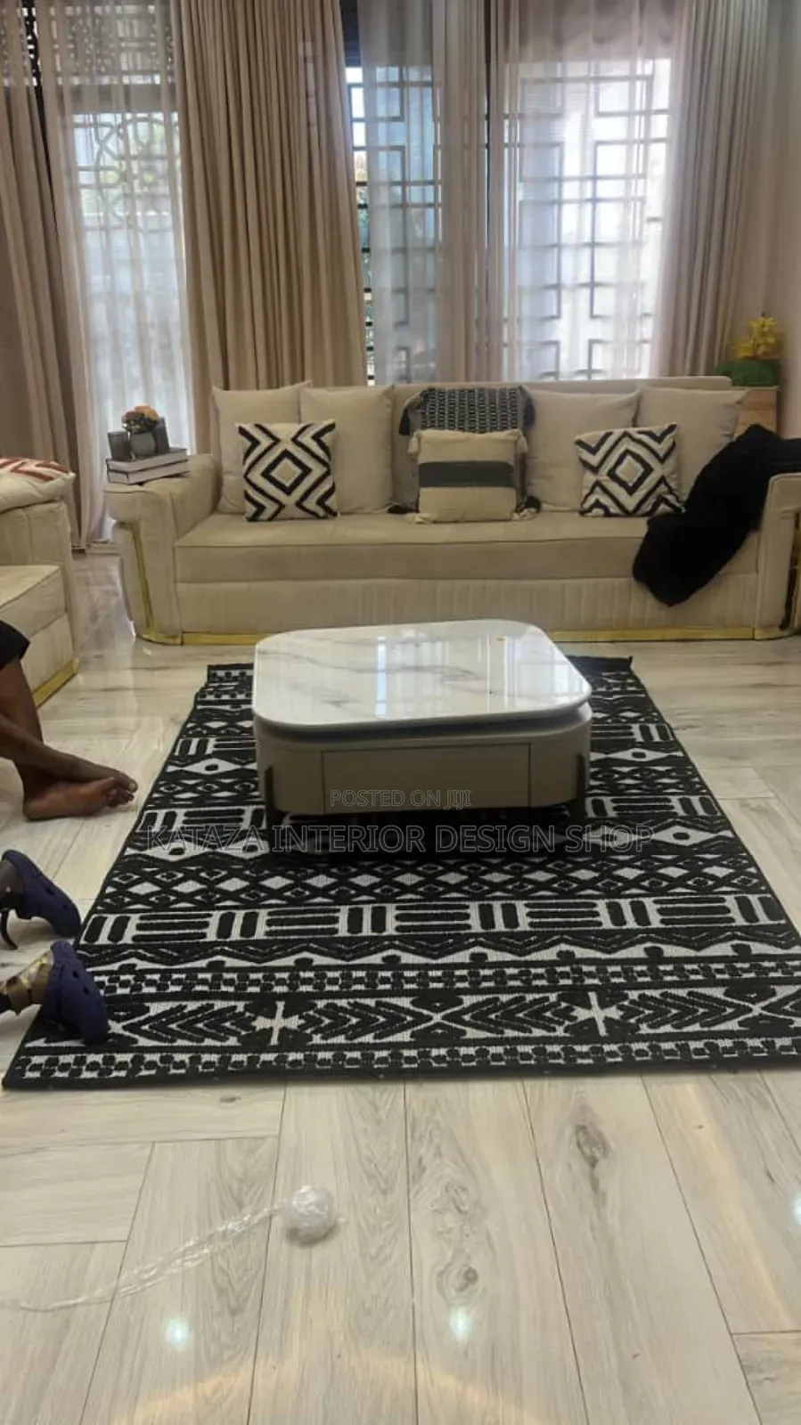 Beautiful Centre Carpets